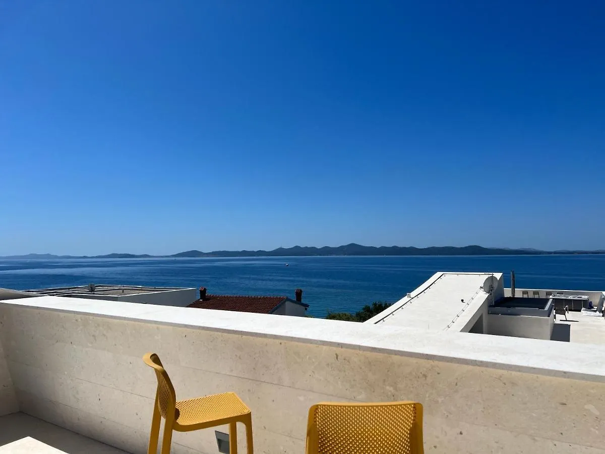 Venus And Aprilia - Luxury By The Coast Villa Petrcane